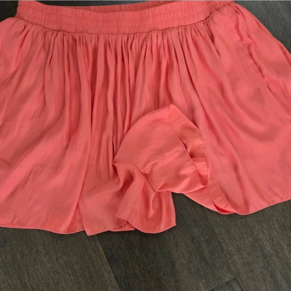 BCBGMaxazria Sheena Play Shorts - Orange/Coral - M - Picture 2 of 6